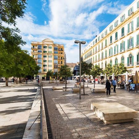 The 1St Corner Central Apartments Malaga Luaran gambar
