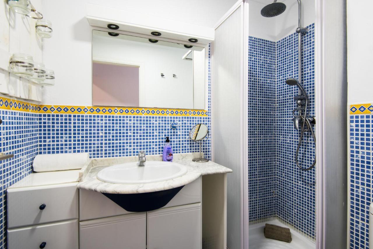 The 1St Corner Central Apartments Malaga Luaran gambar