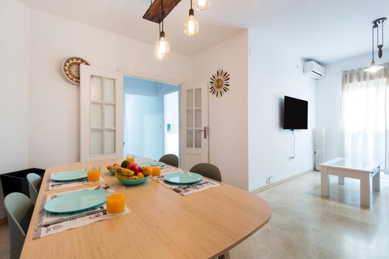 The 1St Corner Central Apartments Malaga Luaran gambar