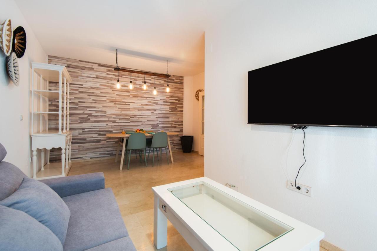 The 1St Corner Central Apartments Malaga Luaran gambar