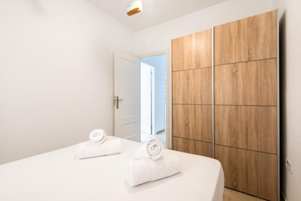 The 1St Corner Central Apartments Malaga Luaran gambar
