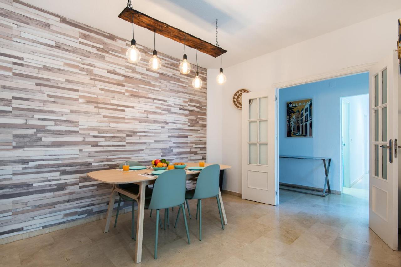 The 1St Corner Central Apartments Malaga Luaran gambar